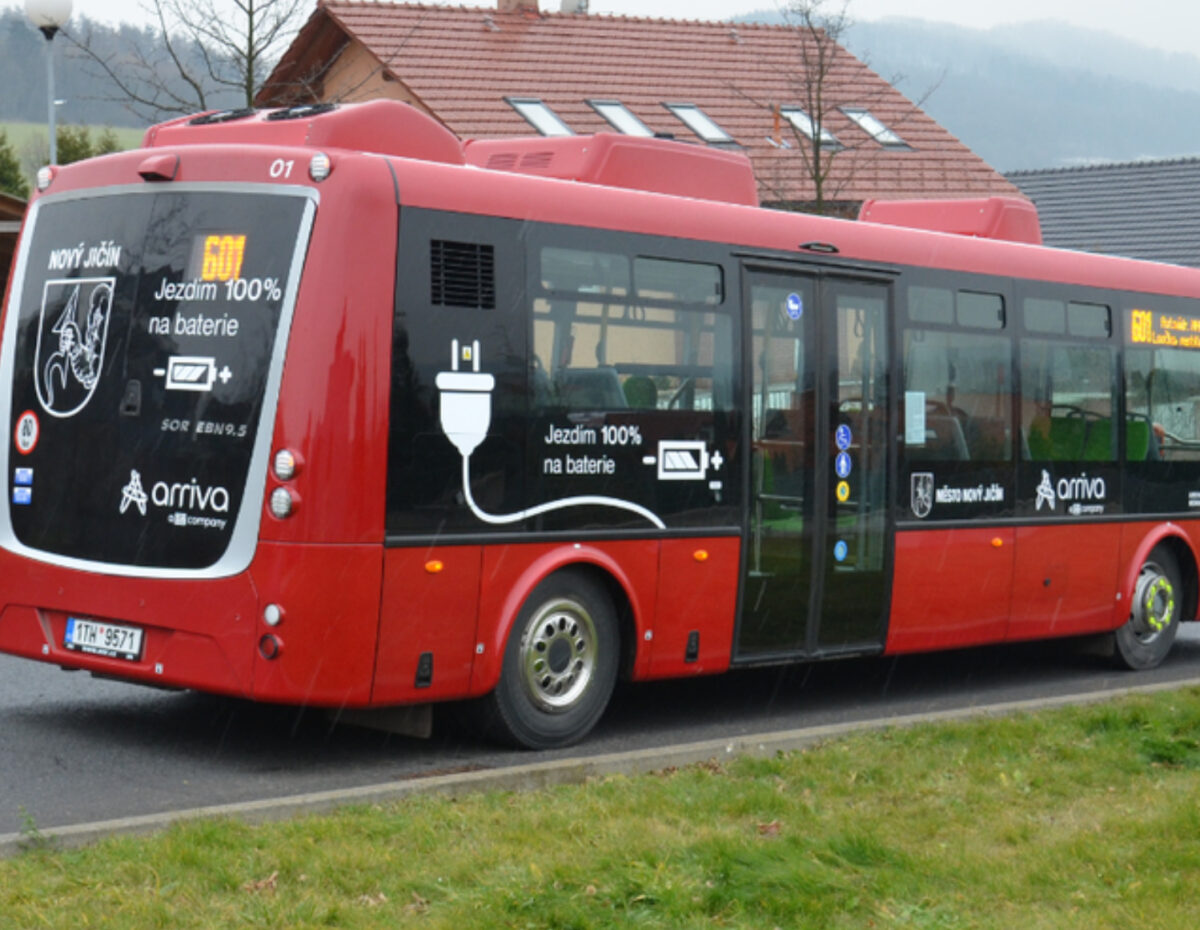 Elektrobus v Novém Jičíně na cestě