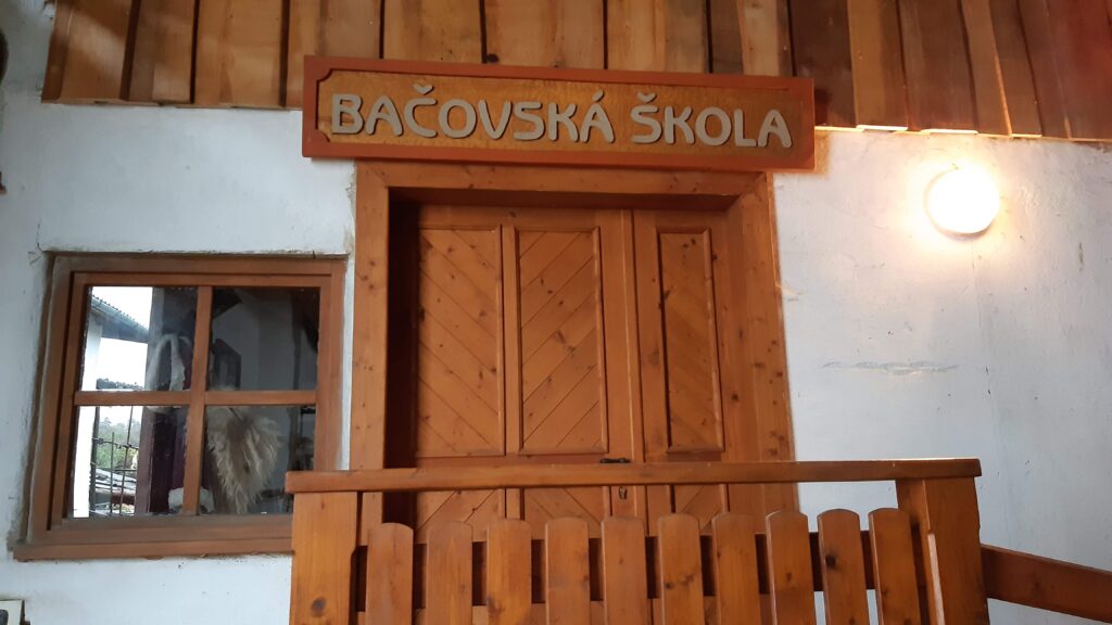 Bačovská škola 