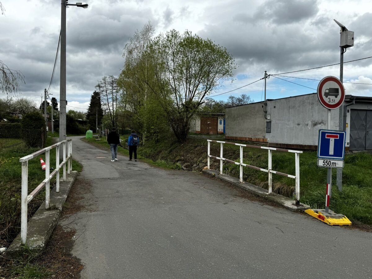 Mostek na ulici Slezská