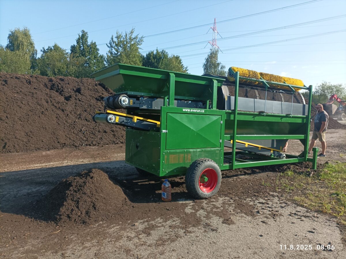 Nová přesívačka kompostu