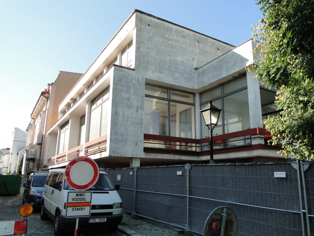 Přístavba Hotelu Praha před rekonstrukcí