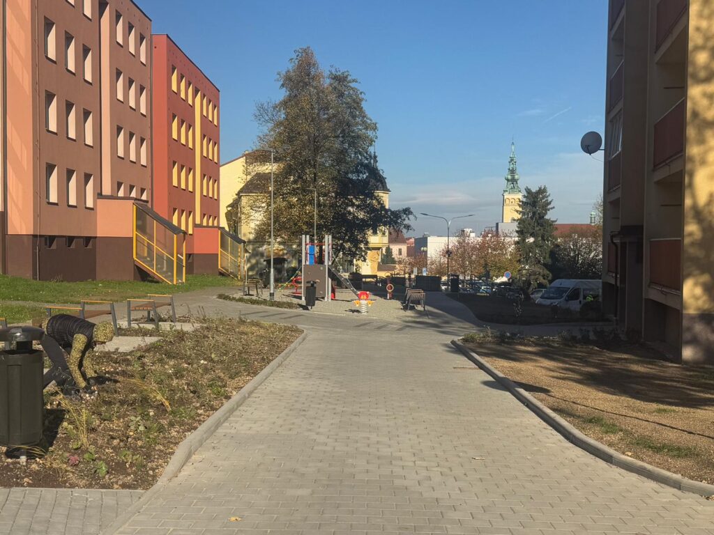 Sídliště Nerudova po II. etapě revitalizace
