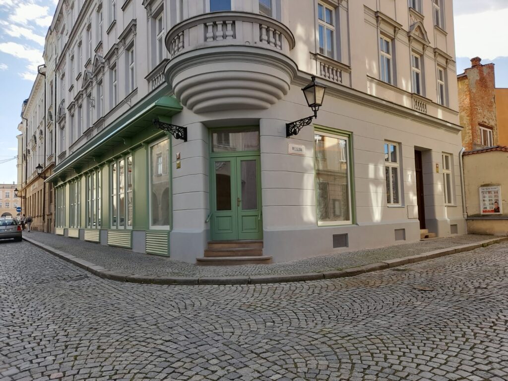 Dům v Resslově ulici 1213/1 po opravě