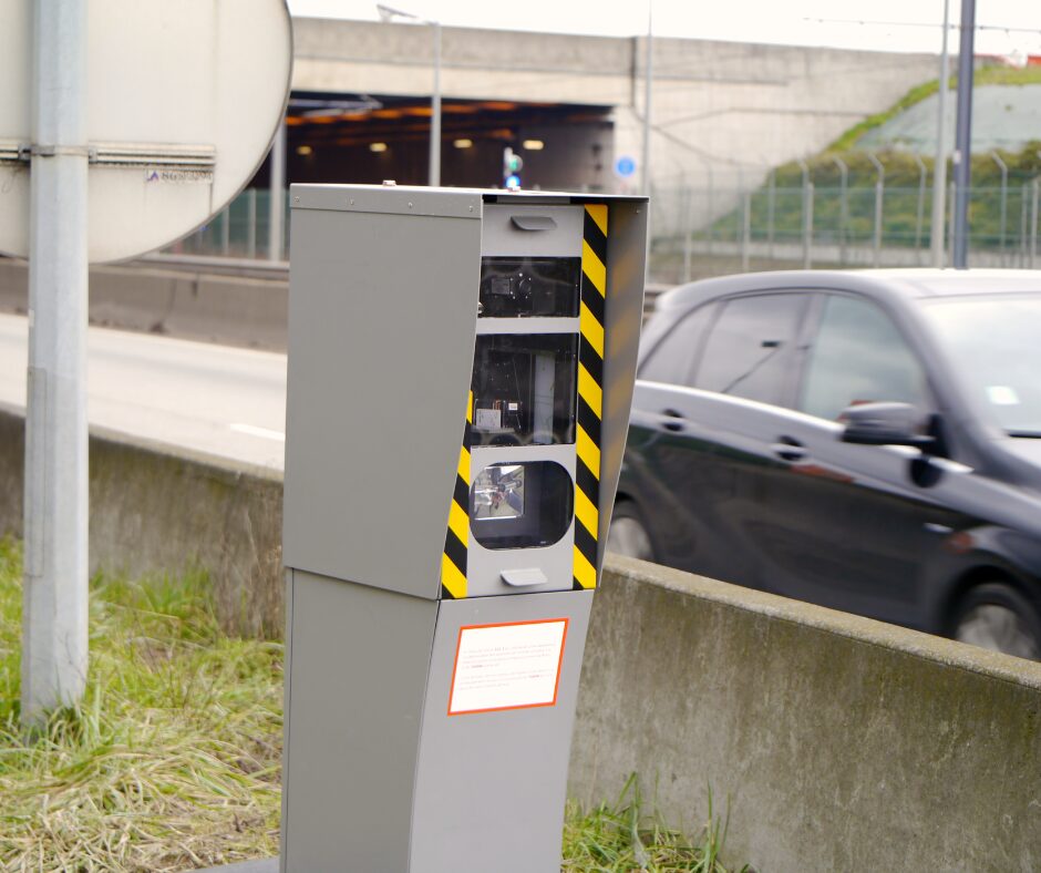 ilustrační snímek silničního radaru