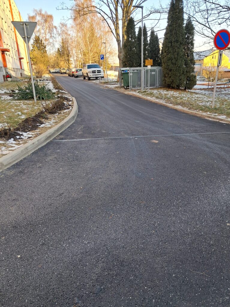 Opravená Vančurova ulice