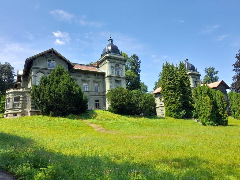 Hückelovy vily